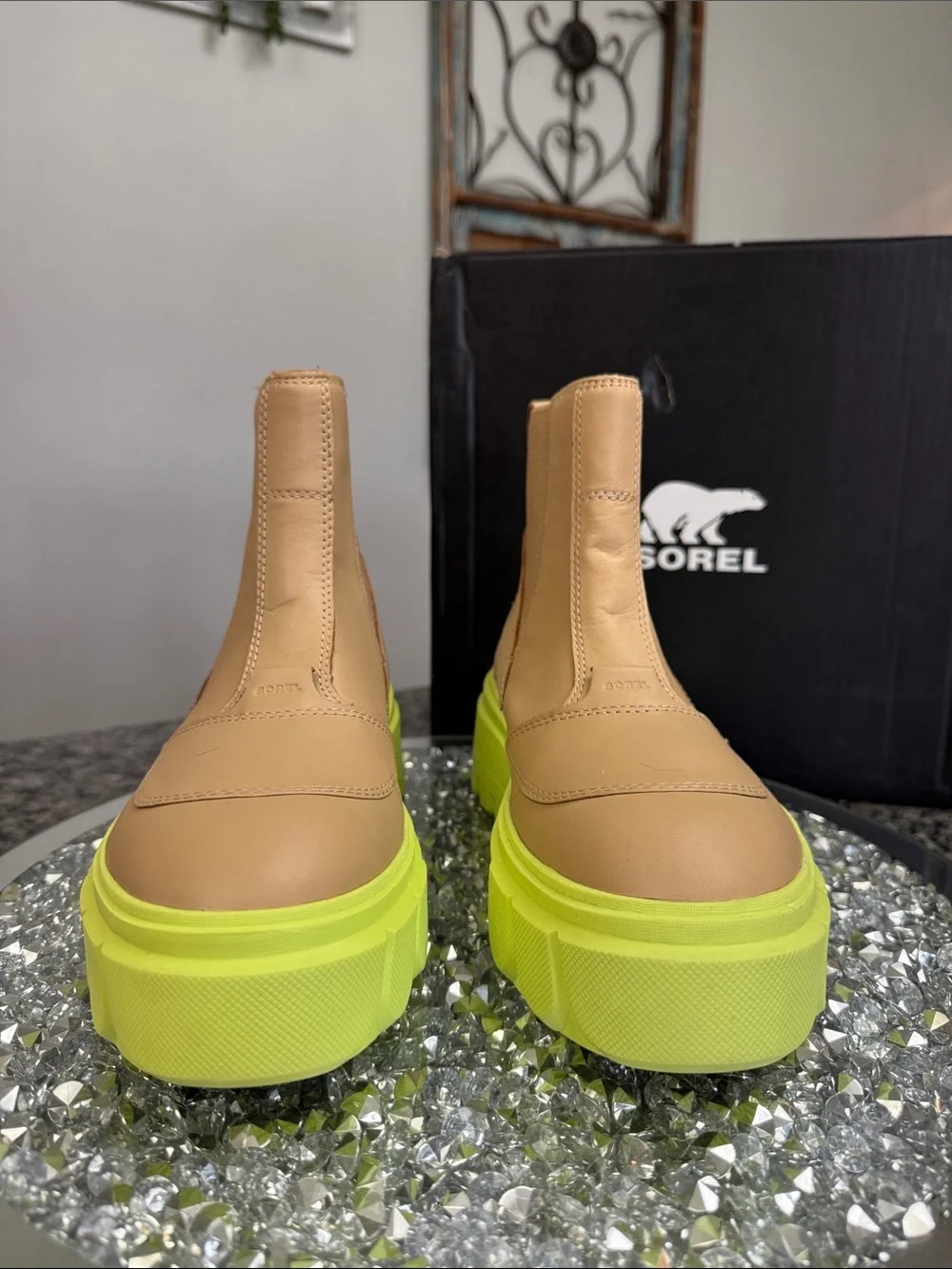 Sorel Women's Tan Chelsea Platform Boot with Neon Yellow Sole